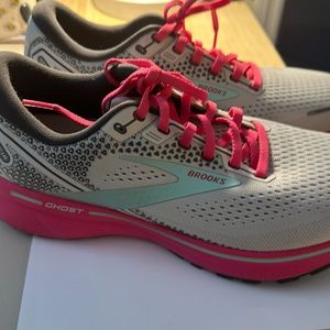 Brooks Running Sneakers Ghost